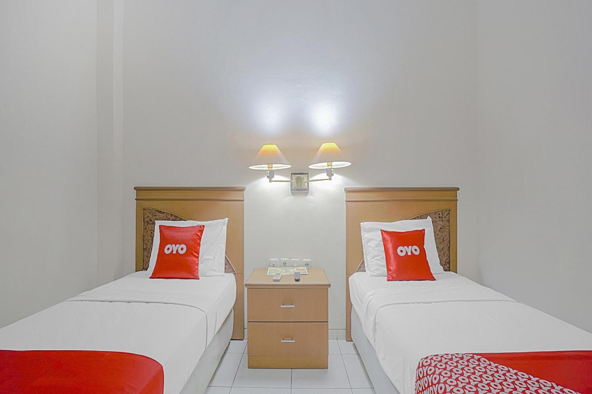 Oyo Life 90589 Palem Garden Hotel トゥルンガグン エクステリア 写真